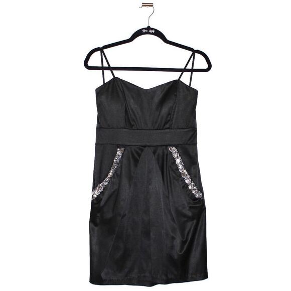 Black Jeweled Mini Dress with Pockets Junior's 7 - Picture 2 of 5
